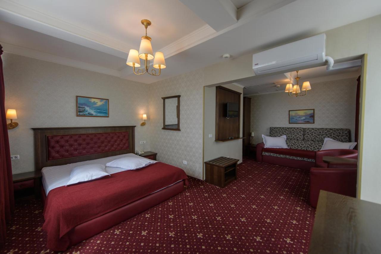 Hotel Golden Palace Mamaia Buitenkant foto