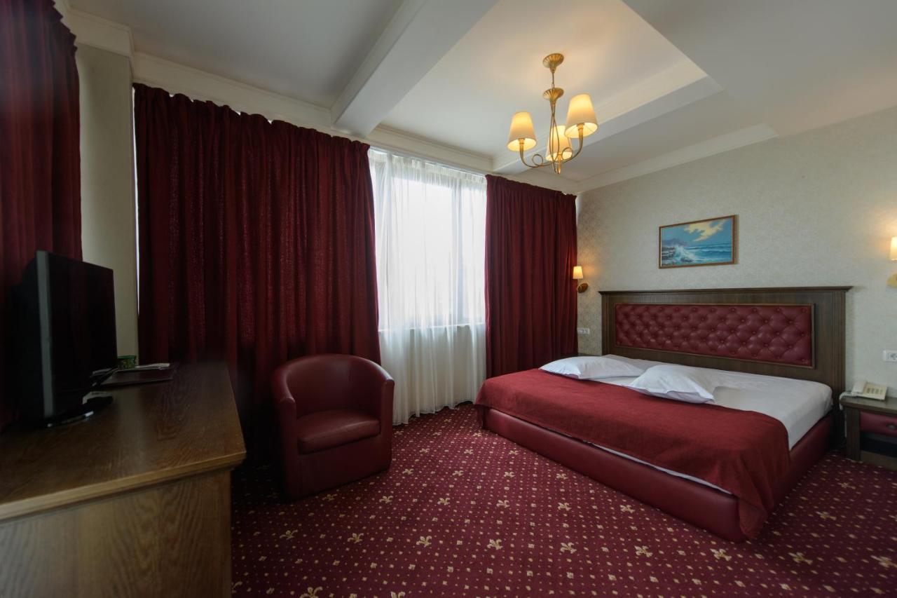Hotel Golden Palace Mamaia Buitenkant foto